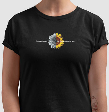 Camiseta Girassol De Frente Para a Luz | Dagira